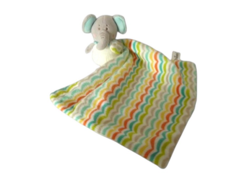 Peluche éléphant avec mouchoir - Shima