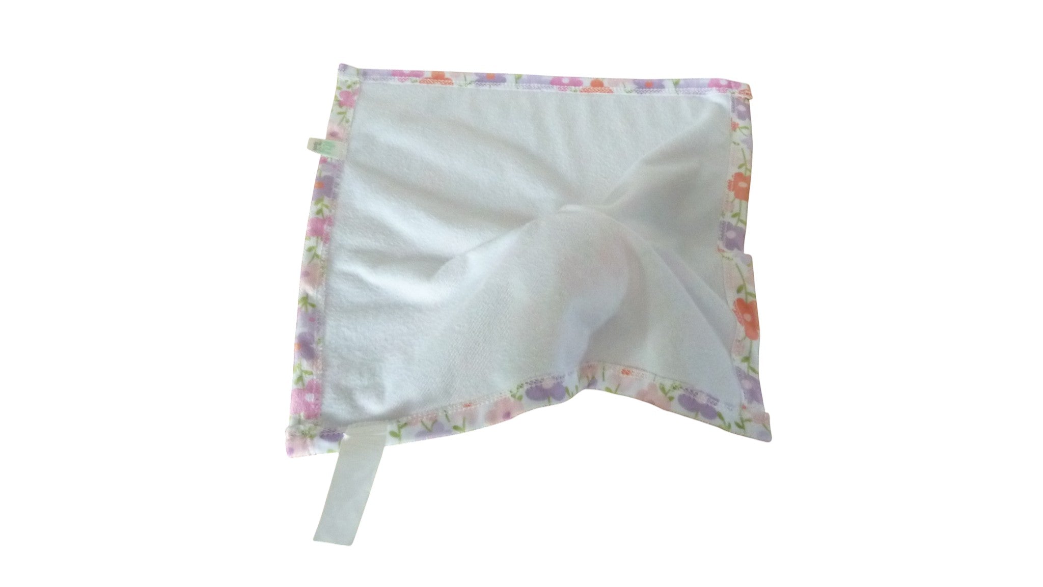Doudou raton laveur plat blanc fleurs - Ingenuity Baby