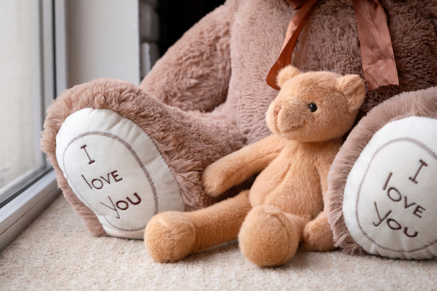 Les peluches géantes : réconfort, déco et câlins XXL !
