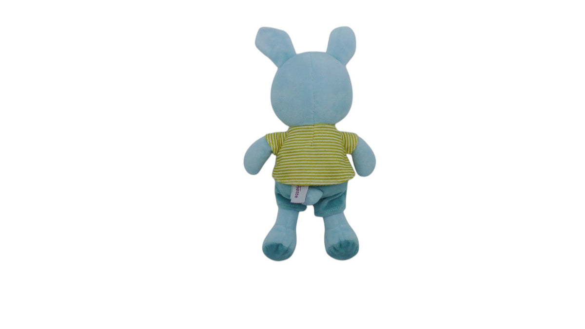Peluche lapin bleu avec short vert et t-shirt rayé – Pommette 25 cm