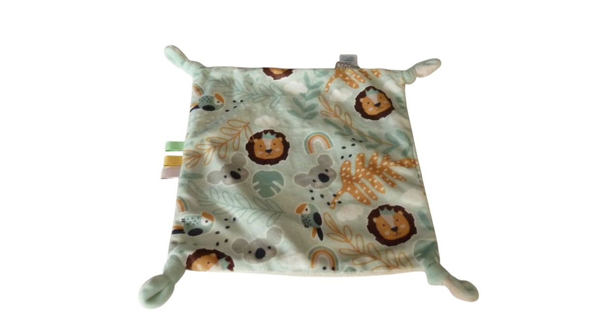 Doudou carré plat Nûby vert à motifs animaux – 24,5 × 24,5 cm